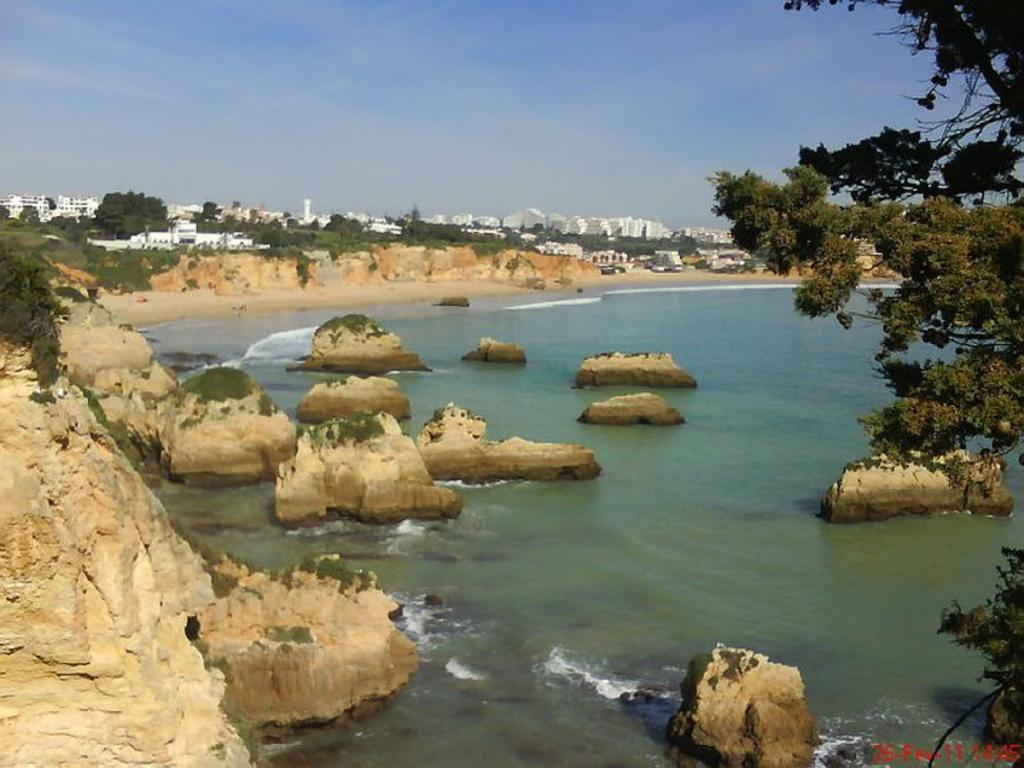 Apartamentos Coral Do Vau Portimao Exterior photo