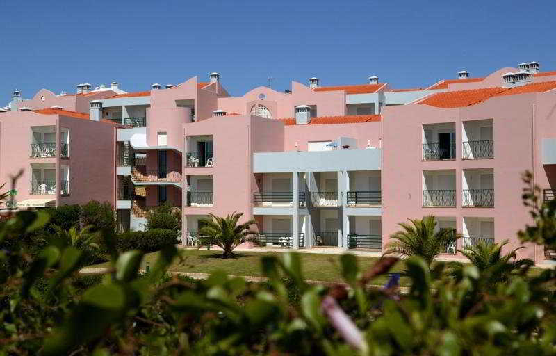 Apartamentos Coral Do Vau Portimao Exterior photo